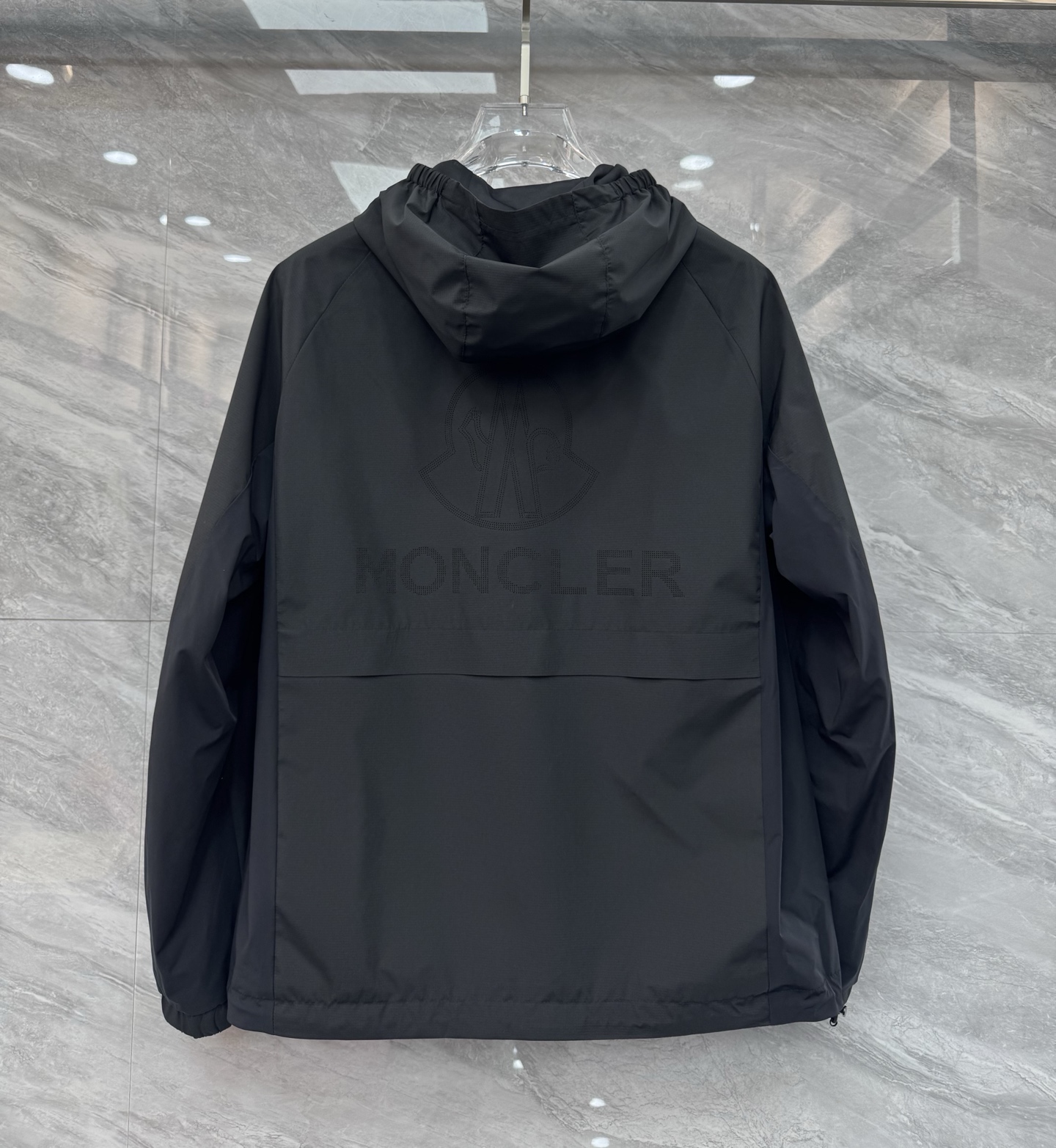  2025SS早春新品🆕蒙口【连帽】夹克外套‼️‼️

⚠️⚠️柜台同步  原版五金   做工精细  可