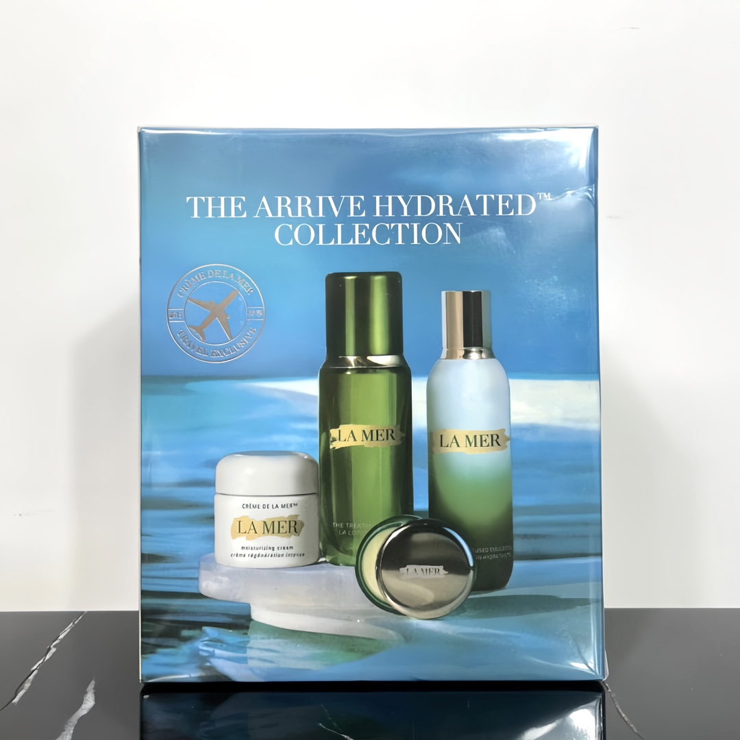 80! La Mer set hidratante de 4 piezas🔜código A23! La Mer set hidratante de 4 piezas, crema 60ml + loción esencial 150m…