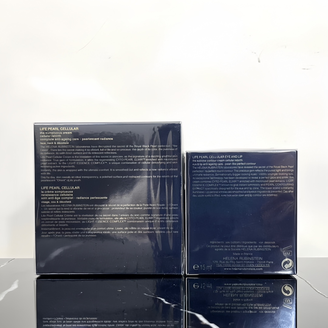 105💰
赫莲娜黑珍珠眼面两件套！内含：面霜50ml，眼霜15ml。