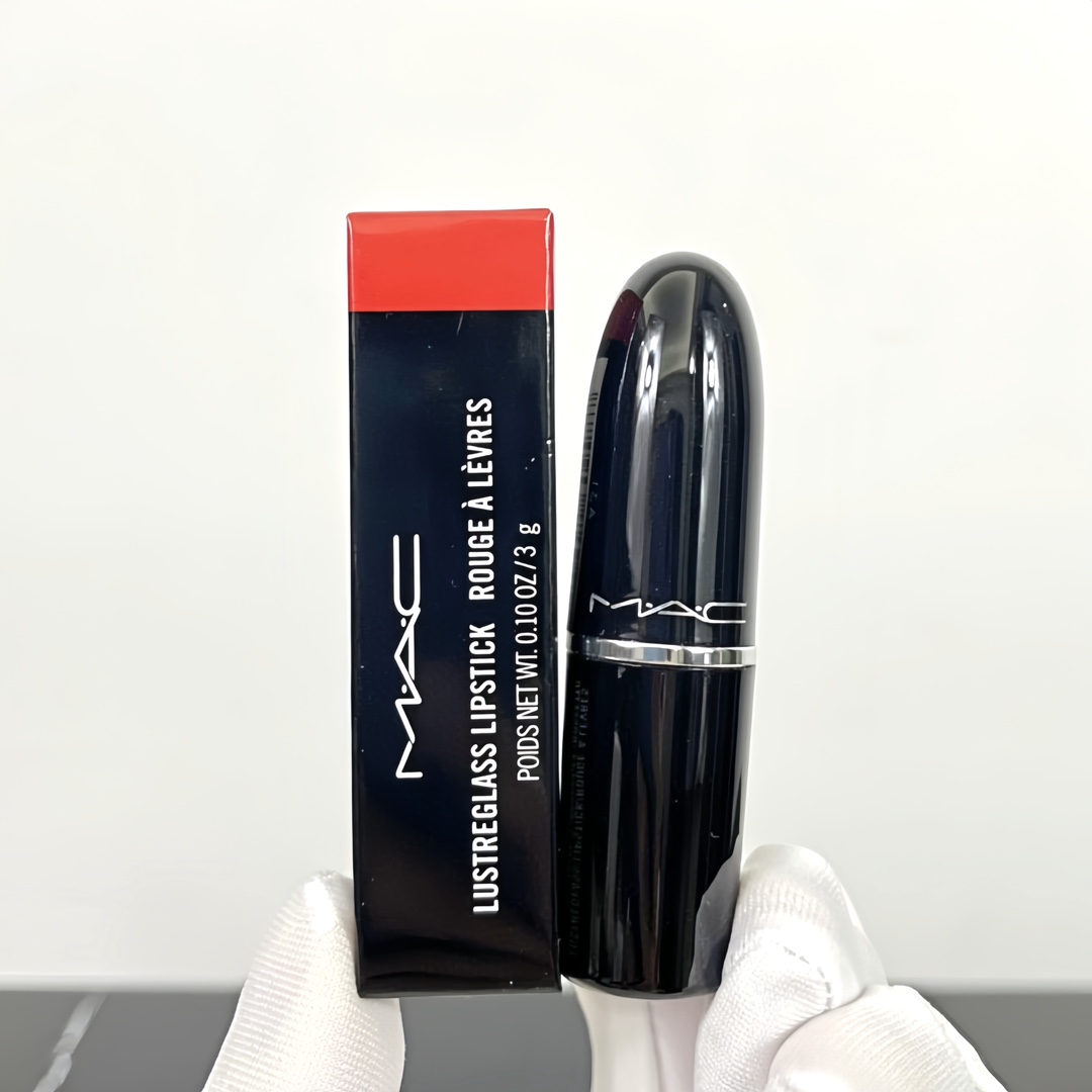Labial MAC Amplified! Tonos: 502-508-510-520-522-543-544-545-549-551-552-554-563-565-567.