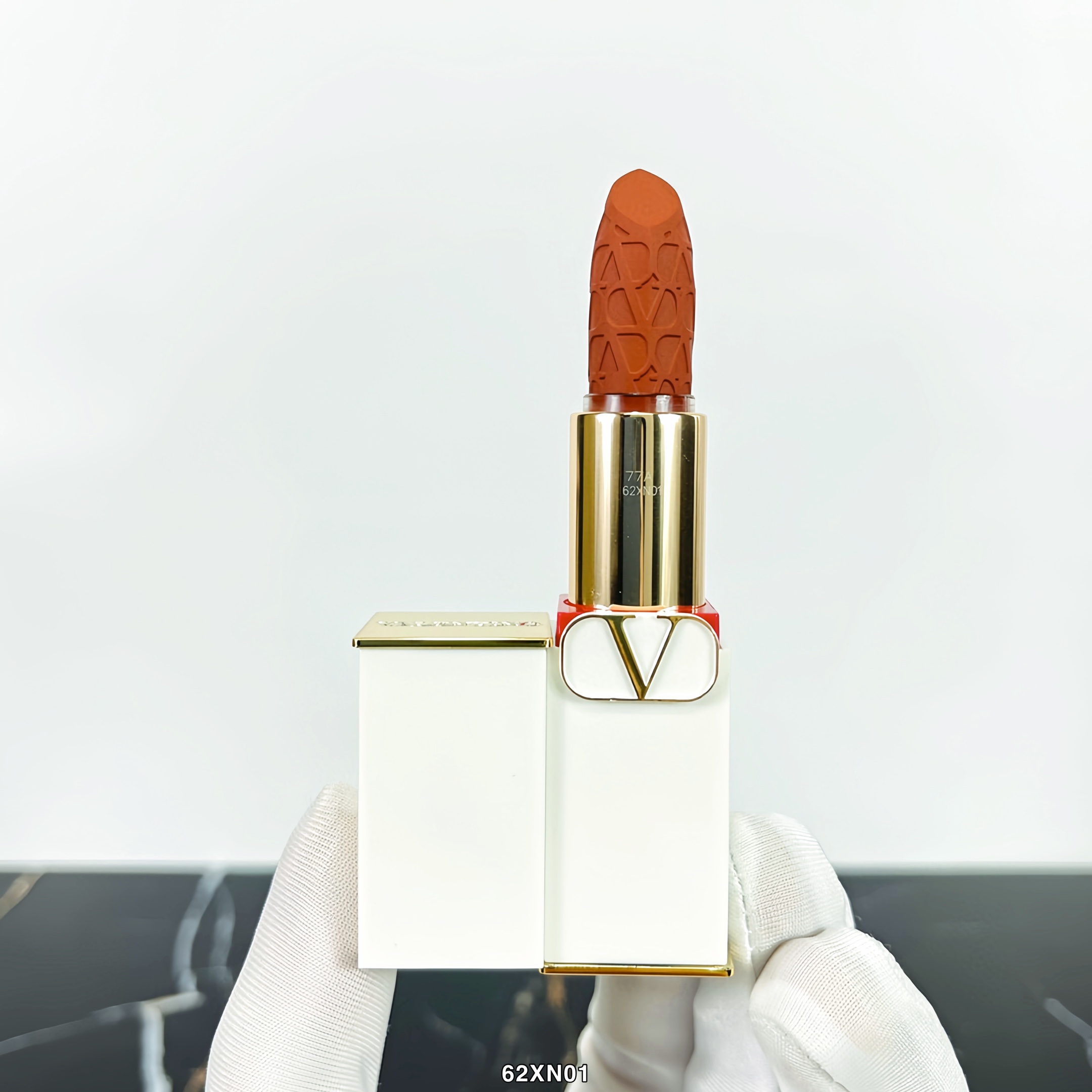 Valentino Haute Couture Couture Beauty Luxury Makeup Lipstick Foundation 3