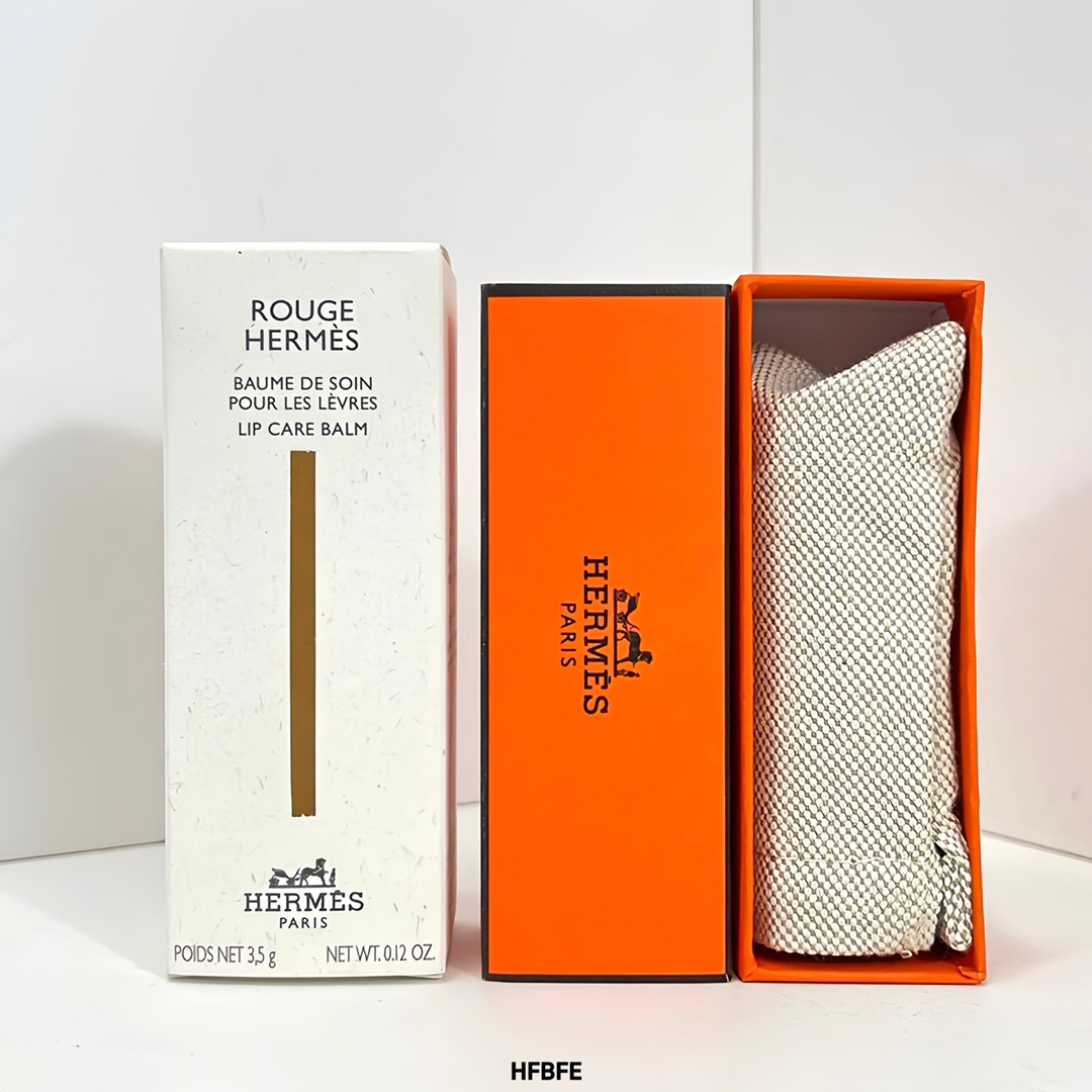 38 Reabastecido! (Nota al hacer el pedido: bálsamo labial incoloro Hermès) Bálsamo labial incoloro Hermès 3.5g🔜Código …