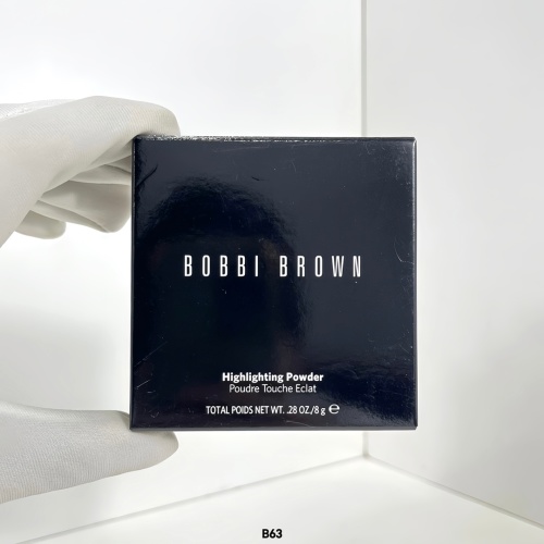 Bobbi Brown Highlighting Powder - Pink Glow, Illuminating Radiance 1 Bobbi Brown Highlighting Powder - Pink Glow, Illuminating Radiance