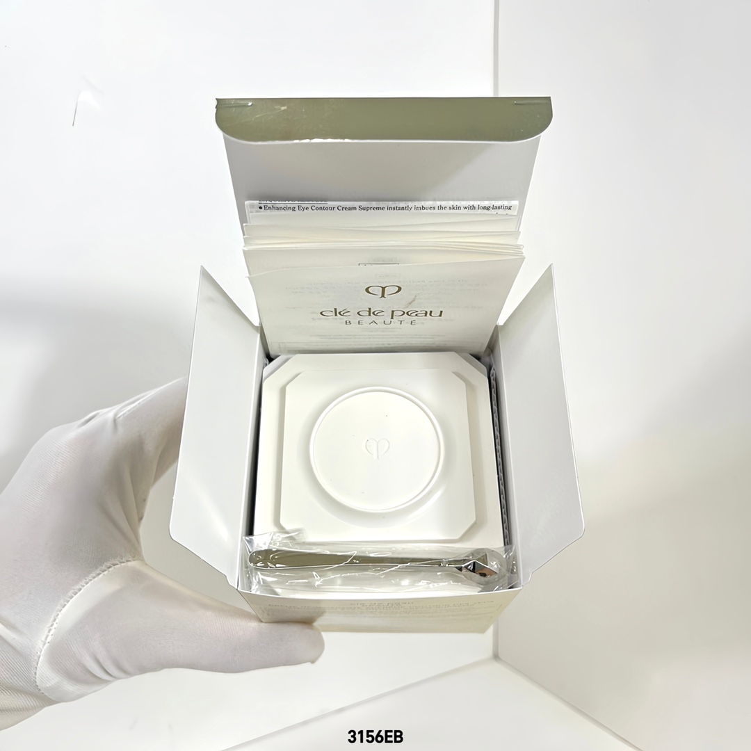 CPB Clé de Peau Beauté Enhancing Eye Contour Cream Supreme - 15ml 5 i1715867109 1106 0