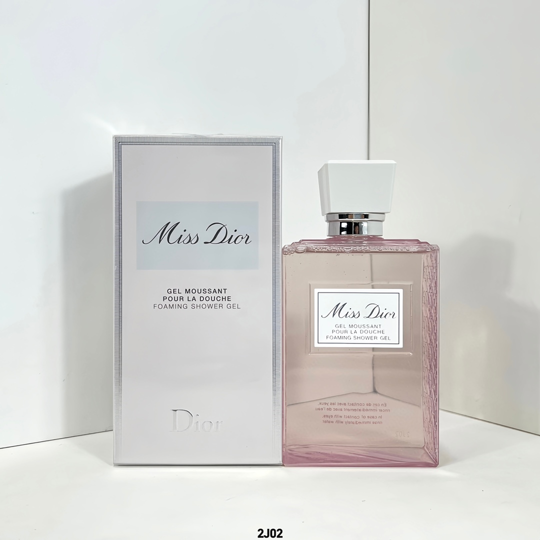 Miss Dior Foaming Shower Gel: Indulge in a Luxurious Bathing Experience (200ml)
