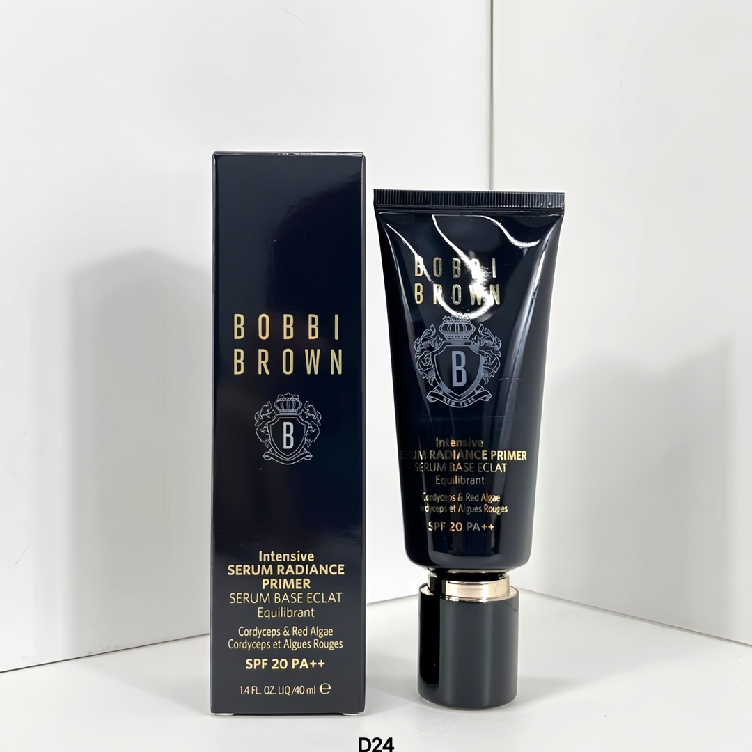 Prebase de maquillaje de Bobbi Brown con extracto de Cordyceps 40ml. Tonos: nude natural, rosa frío claro.