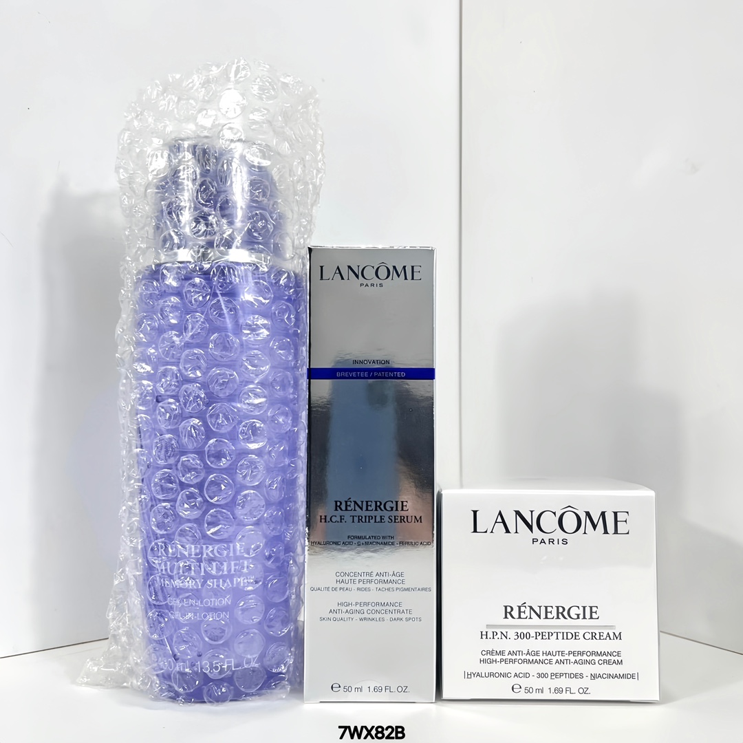 专/110💰
兰蔻塑颜三件套！内含：塑颜精华水400ml十新三管精华50ml+百肽面霜50ml。
