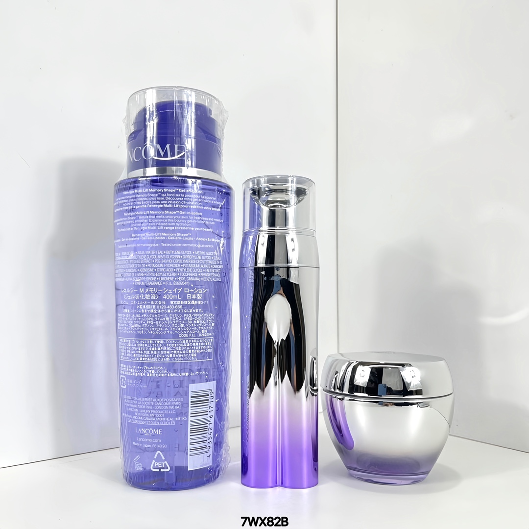 专/110💰
兰蔻塑颜三件套！内含：塑颜精华水400ml十新三管精华50ml+百肽面霜50ml。
