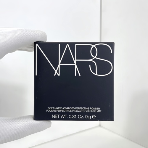 NARS Soft Matte Advanced Perfecting Powder - Cliff & Cove, 9g 1 NARS Soft Matte Advanced Perfecting Powder - Cliff & Cove, 9g