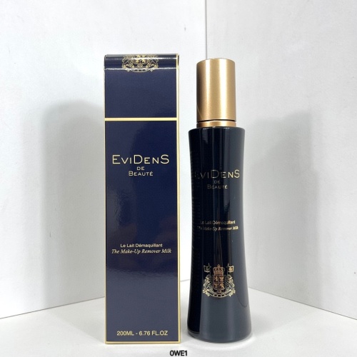 EviDens de Beauté Triple Collagen Makeup Remover Milk - 200ml 1 EviDens de Beauté Triple Collagen Makeup Remover Milk - 200ml