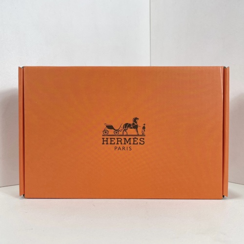 Hermes Makeup Brush Set - Exquisite Craftsmanship for Effortless Application 1 Hermes Makeup Brush Set - Exquisite Craftsmanship for Effortless Application