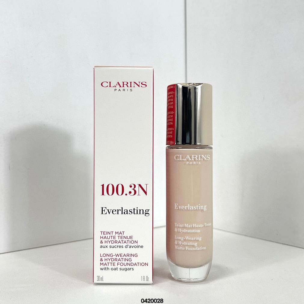 30! (Nota al hacer pedido: Clarins 99 base de maquillaje + tono) Clarins 99 base de maquillaje 30ml🔜código 0420028! 2️…