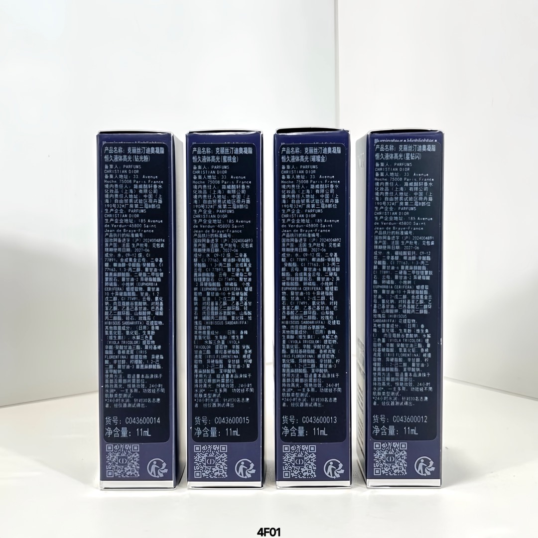 一比一/60💰
迪奥高光液！色号：011-012-013-015。