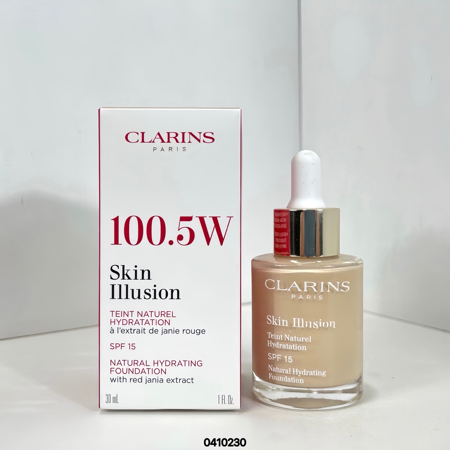 22！Base de maquillaje de Clarins con gotero 30ml 🔜 código 0410230. 4 tonos: 100-100.5W-101W-103N. 👉 La base de maquil…