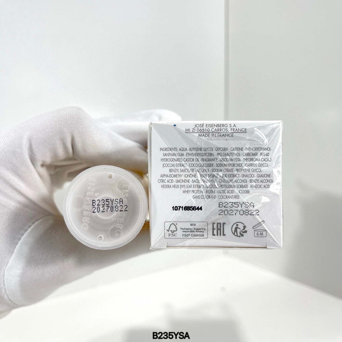 专柜品质/90💰包邮
伊诗贝格V脸精华50ml！法国伊诗贝格EISENBERG是一个源自法国的高端护肤品牌，在国内的普及度相比其他同类品牌要低很多，它的核心配方三重活动分子（说人话就是一种高科技的御龄配方~能够作用于肌肤表层和肌底，帮助肌肤变得弹力、紧致、光滑。