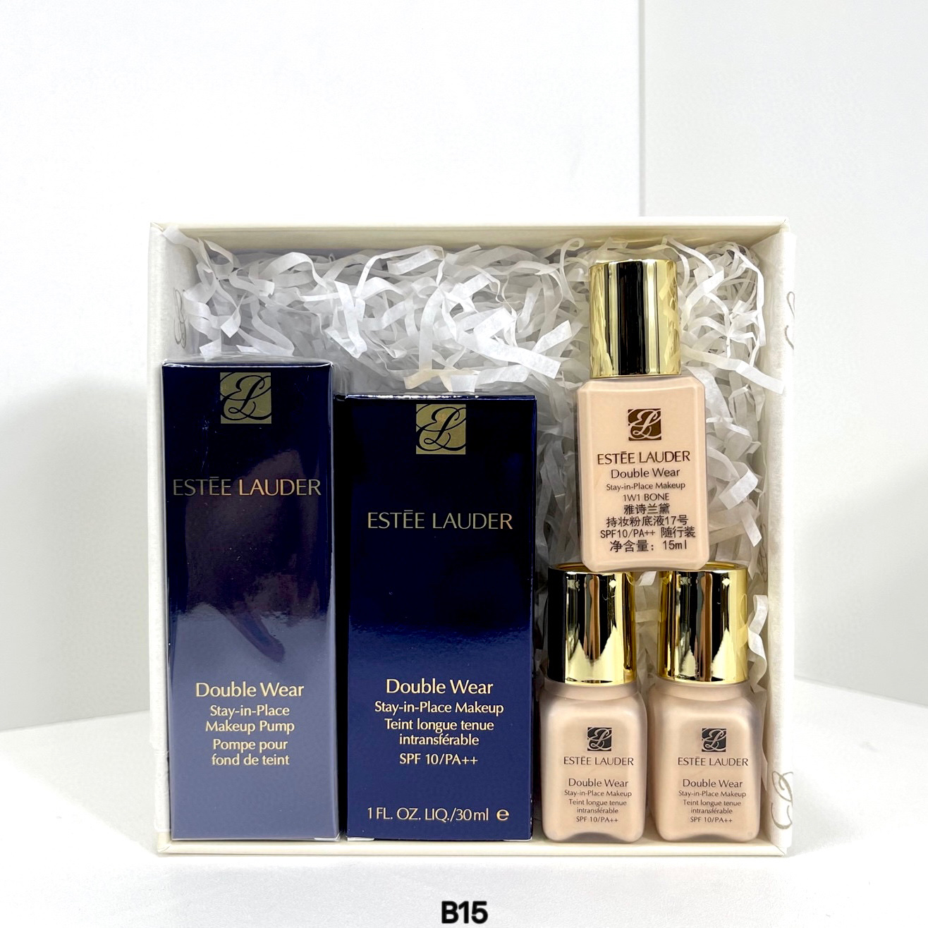 专/105💰
雅诗兰黛DW粉底液3+1套装！内含：30ml+15ml+7ml*2。色号：1w1。