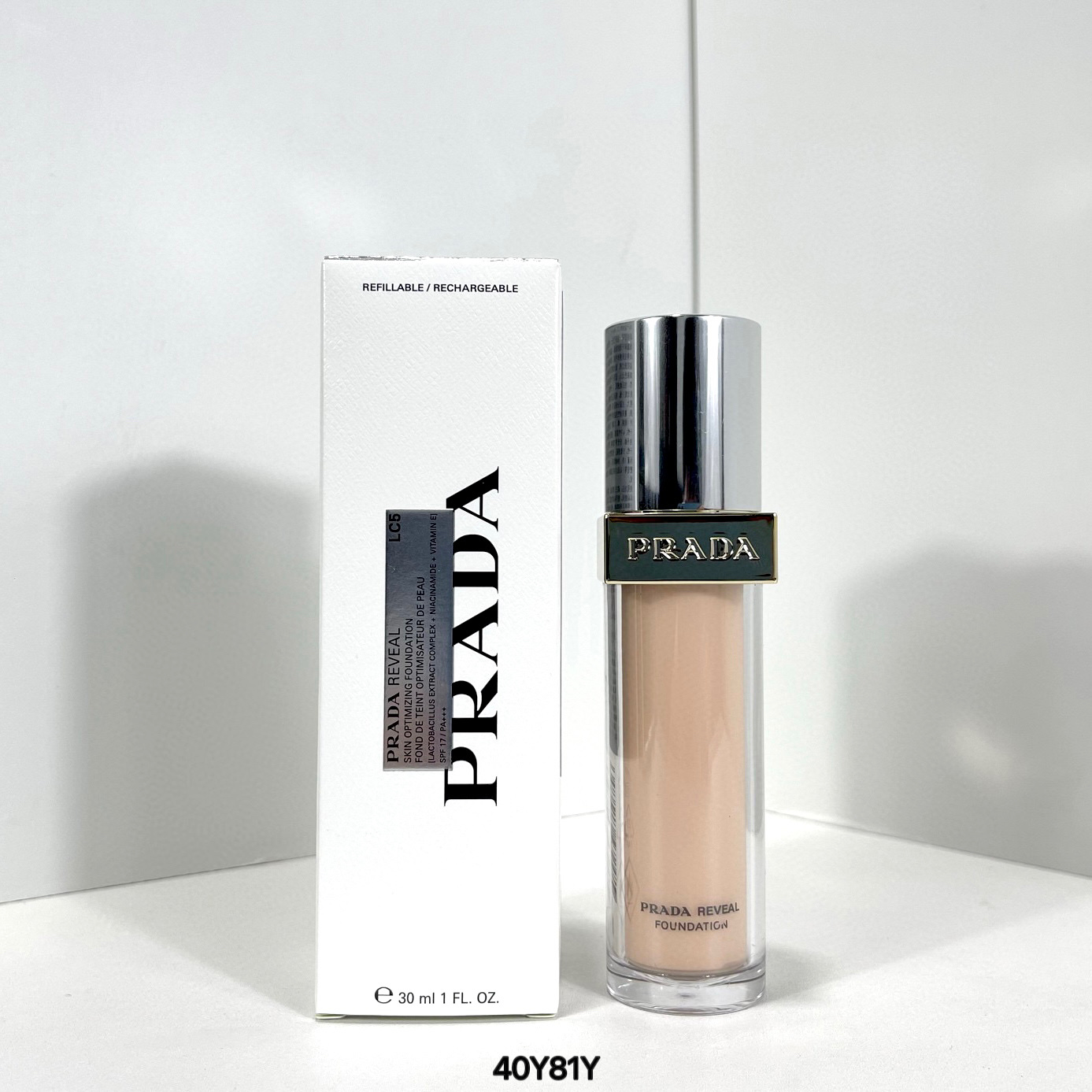 💥100包 💪( 普拉达光子粉底液30ml ) 40Y81Y编码!3️⃣色:LC5#,LW5#,LN10#。PRADA普拉达光子粉底液30ml