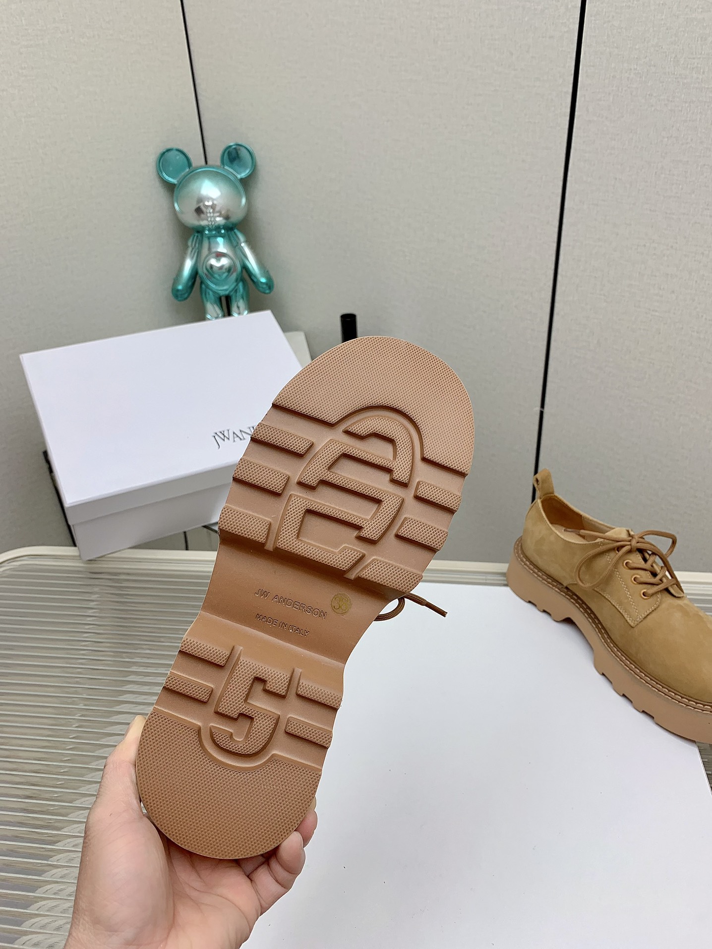 “High-End JW Anderson Sandals: Imported Leather, Eva Sole, Sizes 35-41” - 图片 9