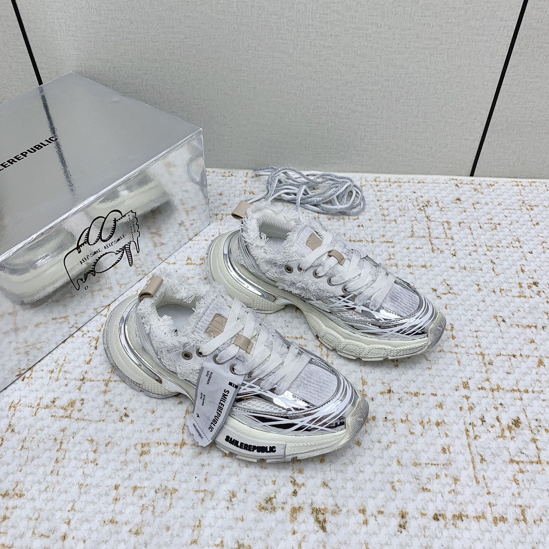 “Men’s Leisure Shoes: Smile Republic Collection Features Old Man’s Style with Thick Base” - 图片 3