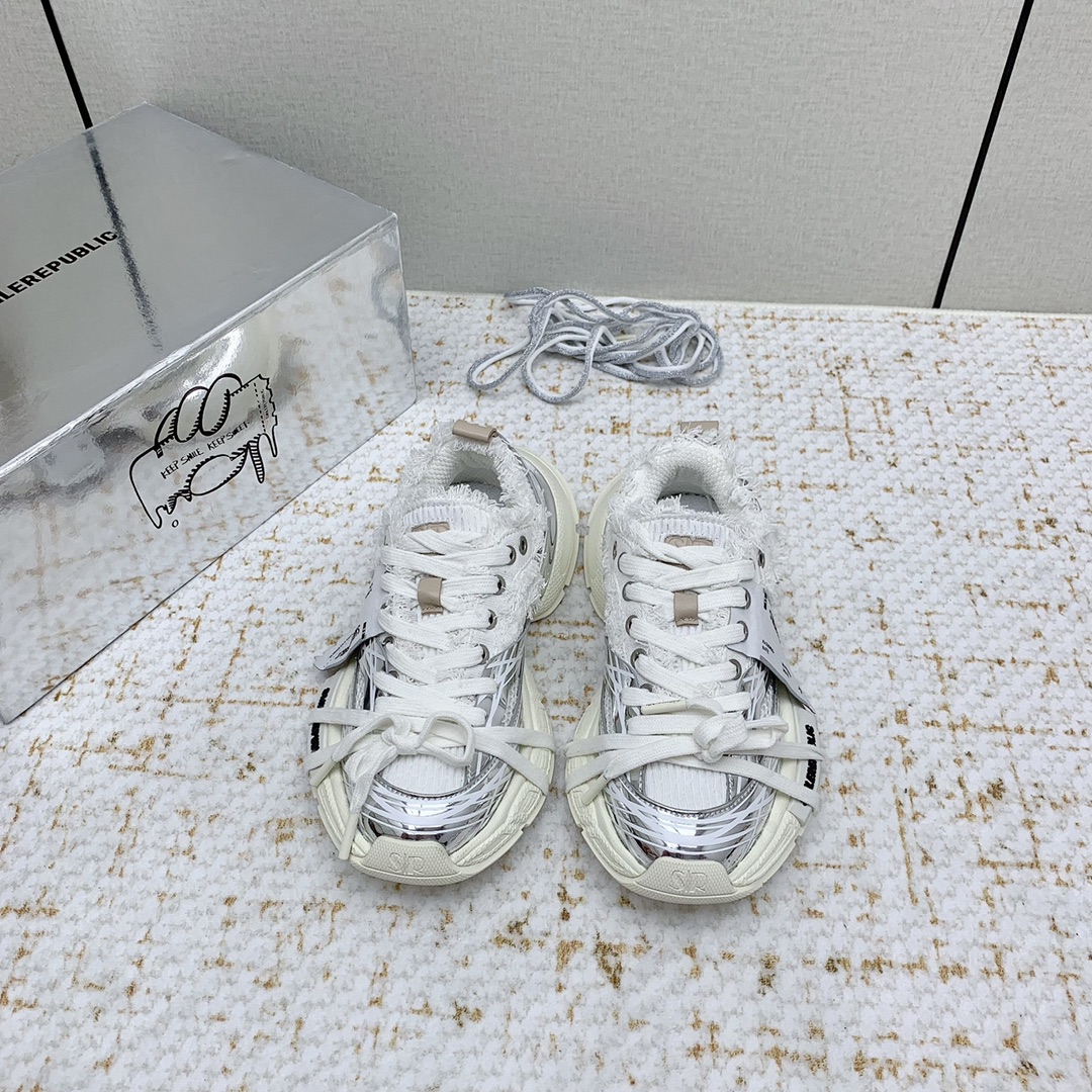 “Men’s Leisure Shoes at Smile Republic: Spring Collection Highlights” - 图片 2