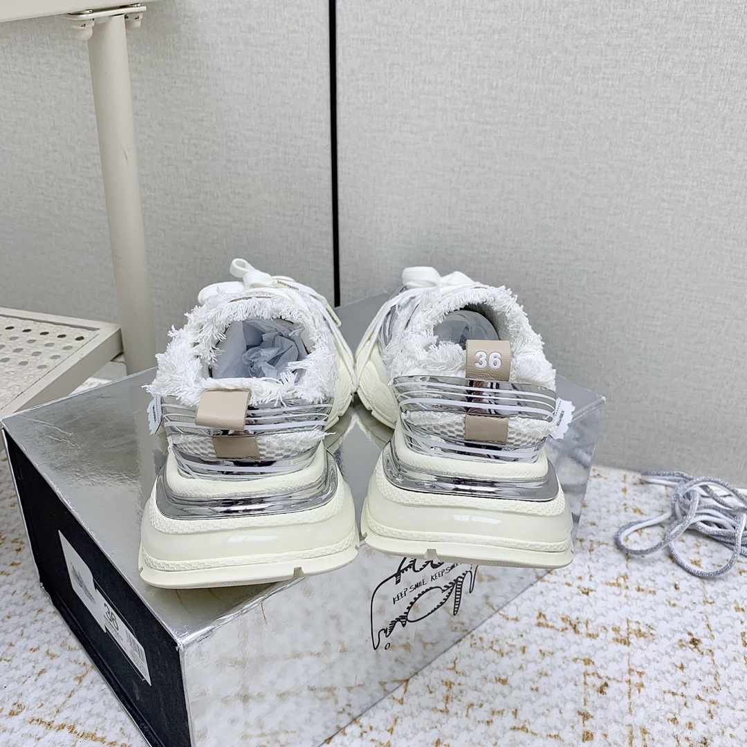 “Men’s Leisure Shoes at Smile Republic: Spring Collection Highlights” - 图片 8