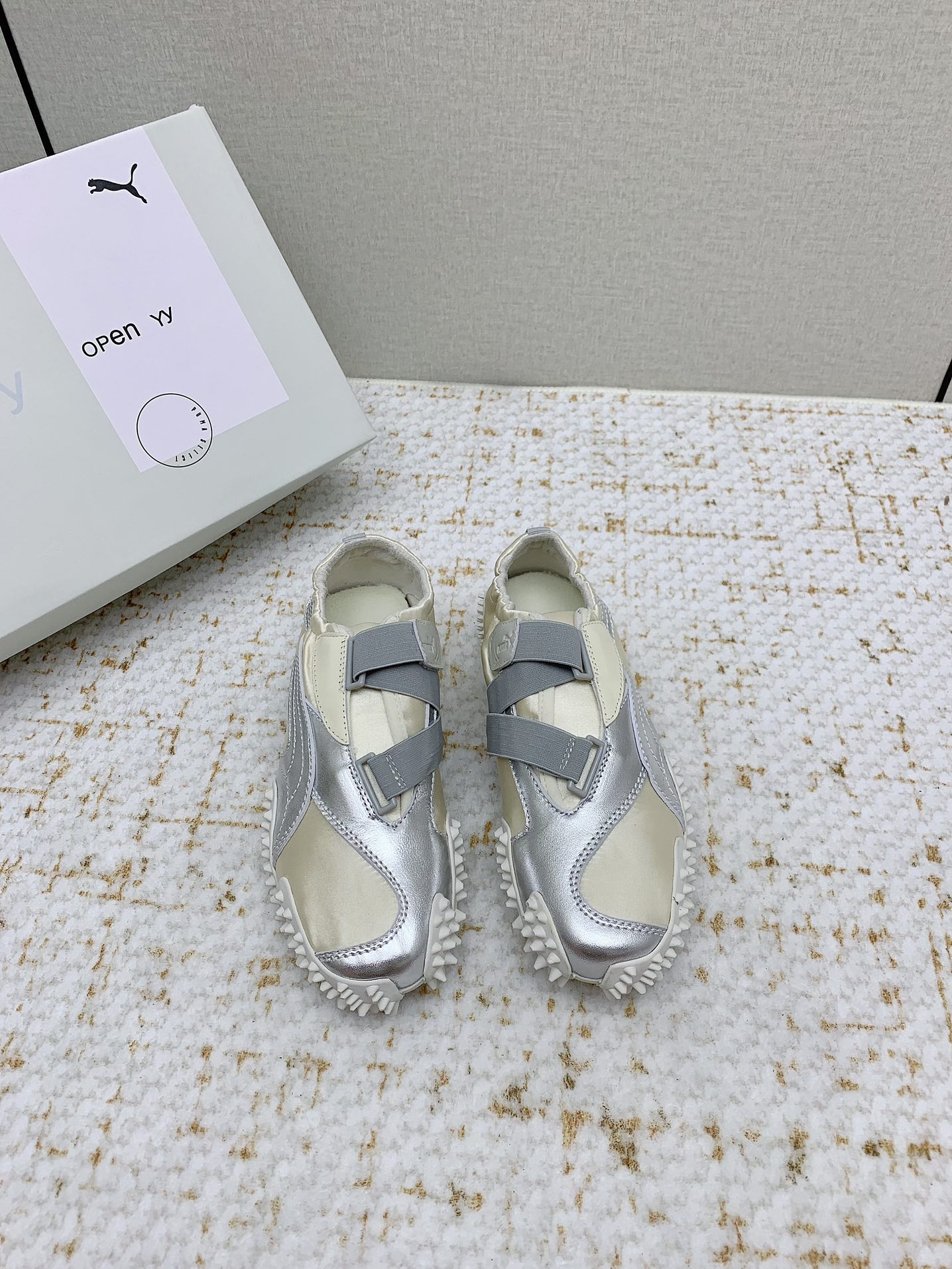 PUMA Mostro Power & Grace: Spring Dressing Atmosphere Harvester
