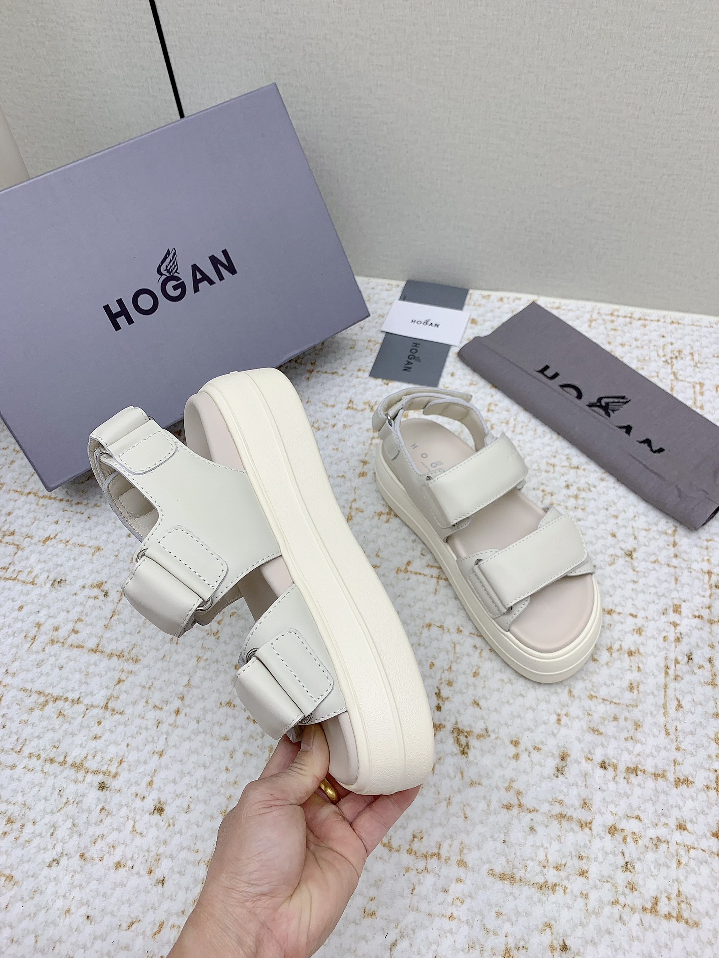 High-End Hogan Recreational Shoes Series with Custom-Made Features - 图片 4