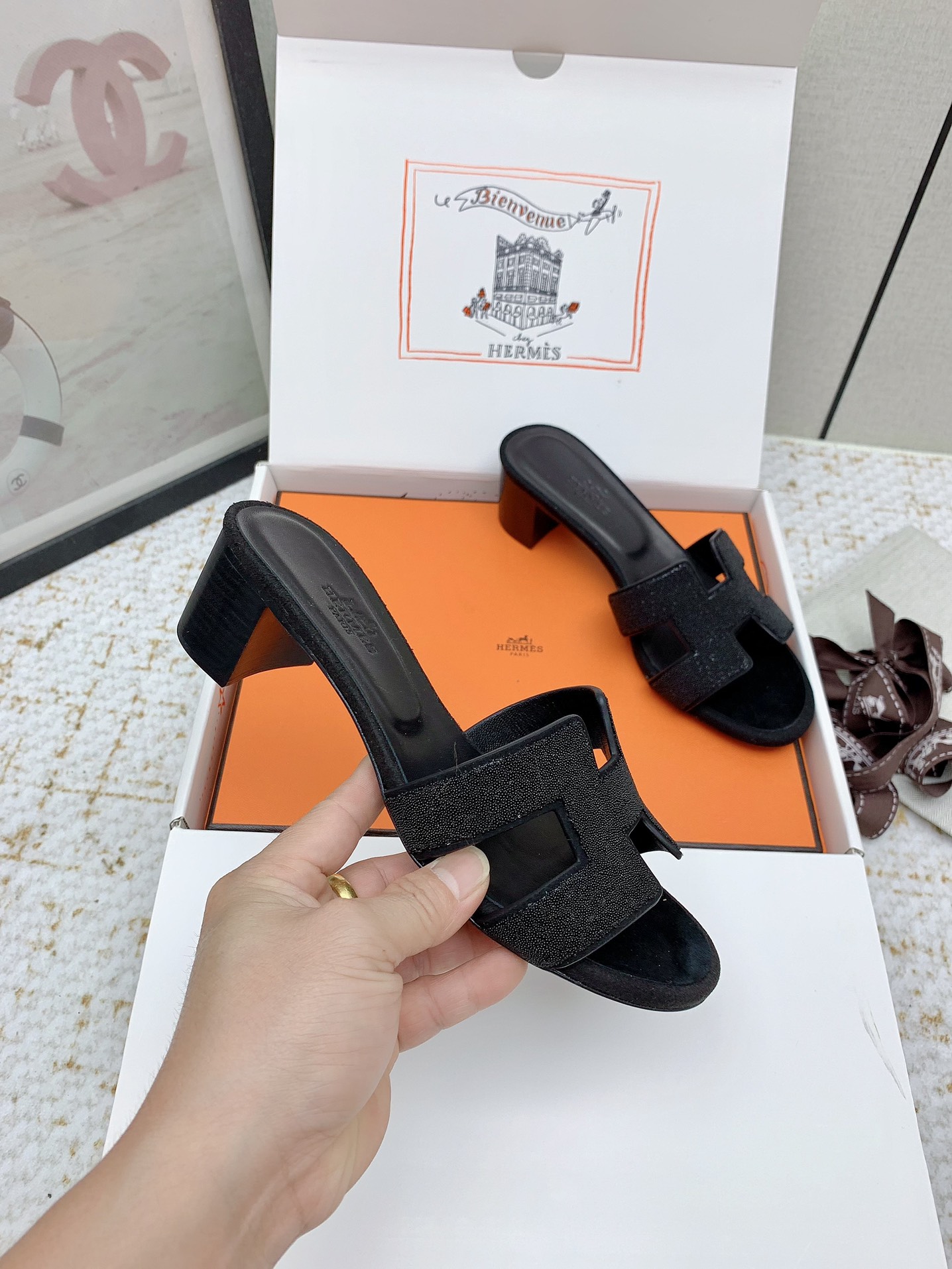 Hermes Oasis Black Leather Heeled Sandals Iconic 'H' Cutout Comfortable & Stylish 6 i1750228954 9137 5