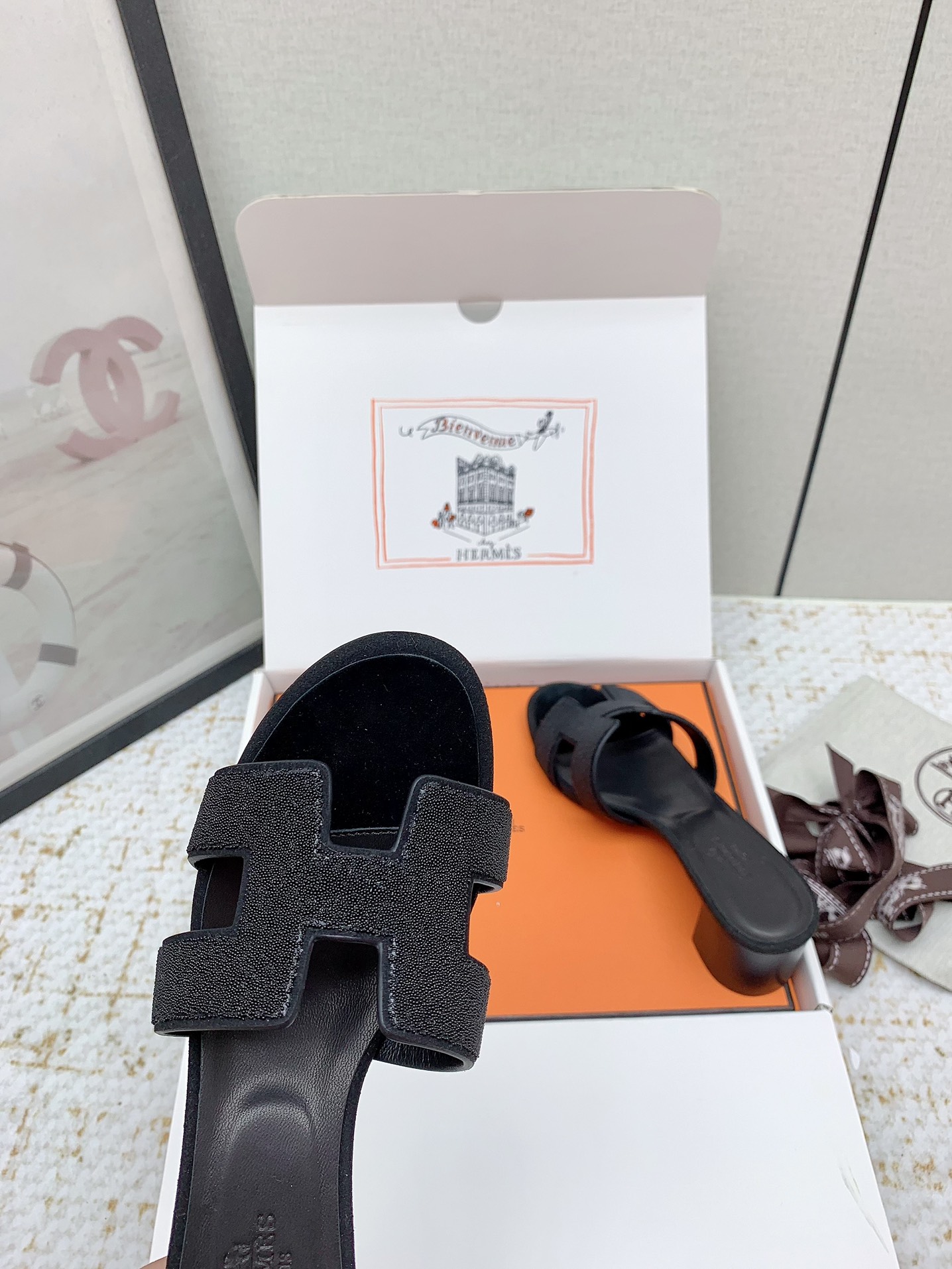Hermes Oasis Black Leather Heeled Sandals Iconic 'H' Cutout Comfortable & Stylish 9 i1750228955 5619 6