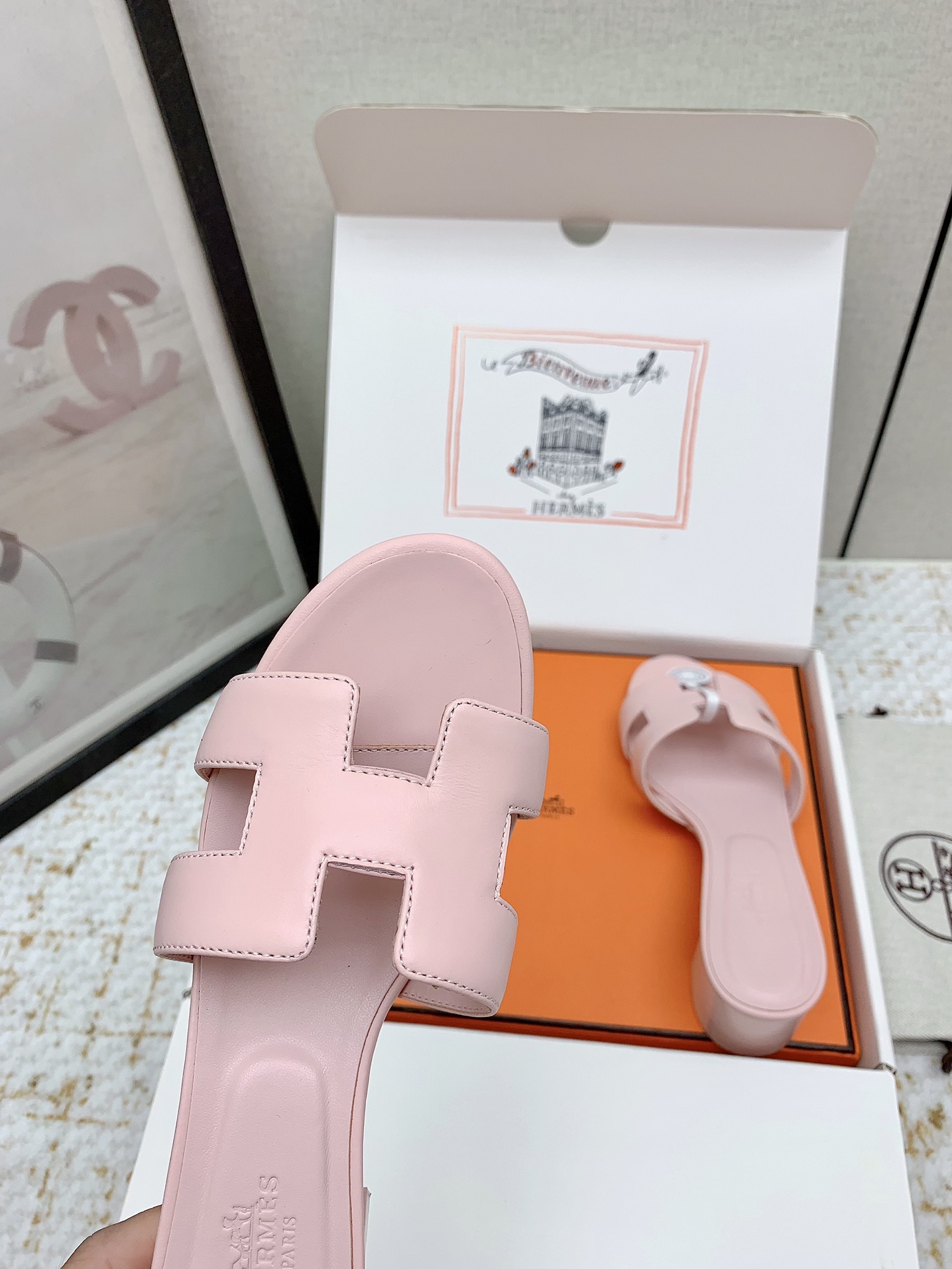 Hermes Oasis Pink Leather Heeled Sandals Iconic H-Cutout Slides 9 i1750229387 6024 0