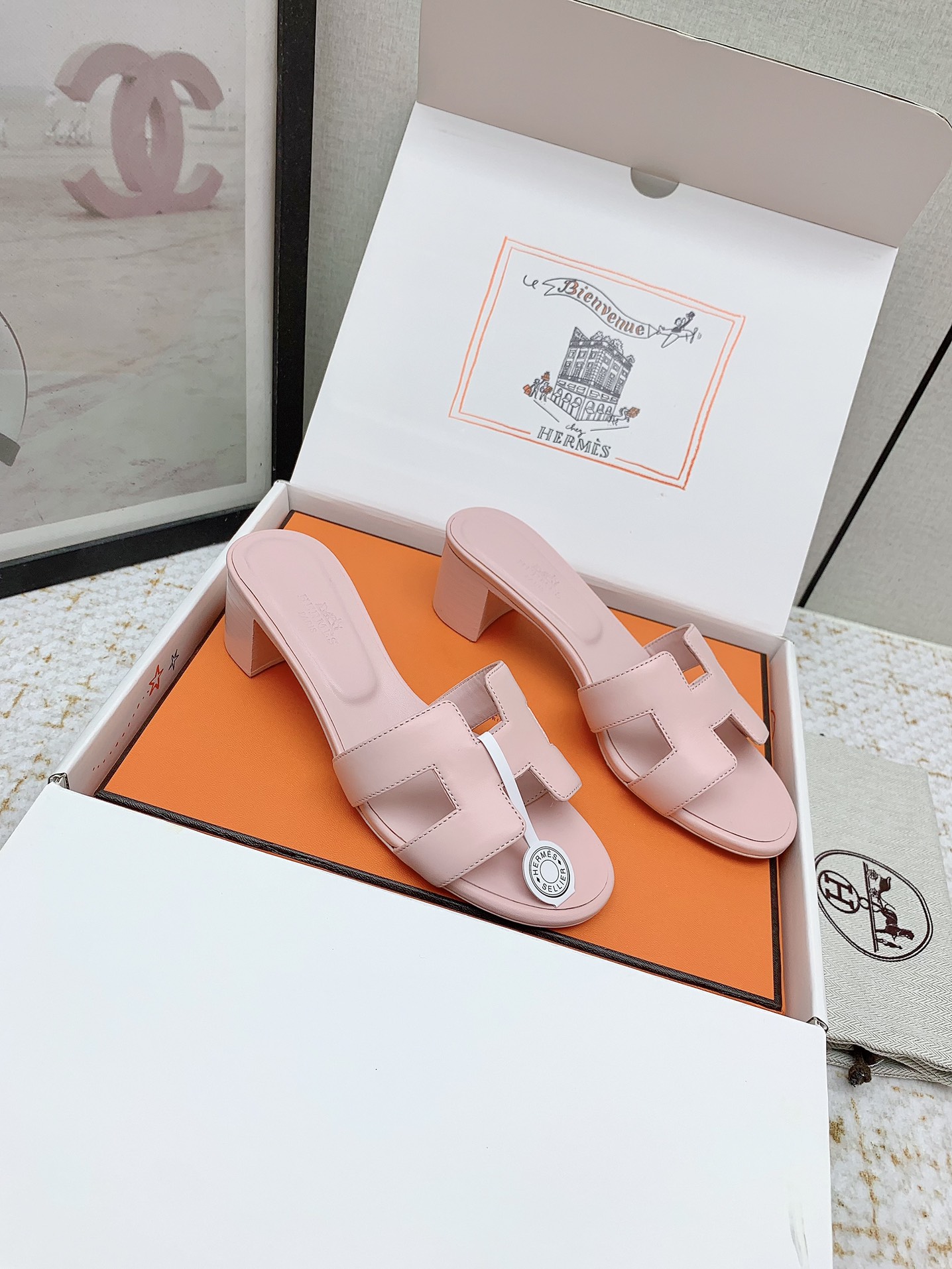 Hermes Oasis Pink Leather Heeled Sandals Iconic H-Cutout Slides 2 i1750229387 6296 1