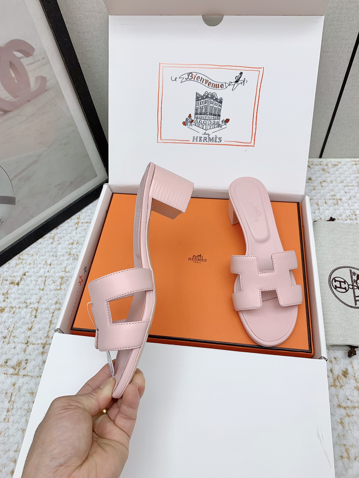 Hermes Oasis Pink Leather Heeled Sandals Iconic H-Cutout Slides 5 i1750229387 9449 5