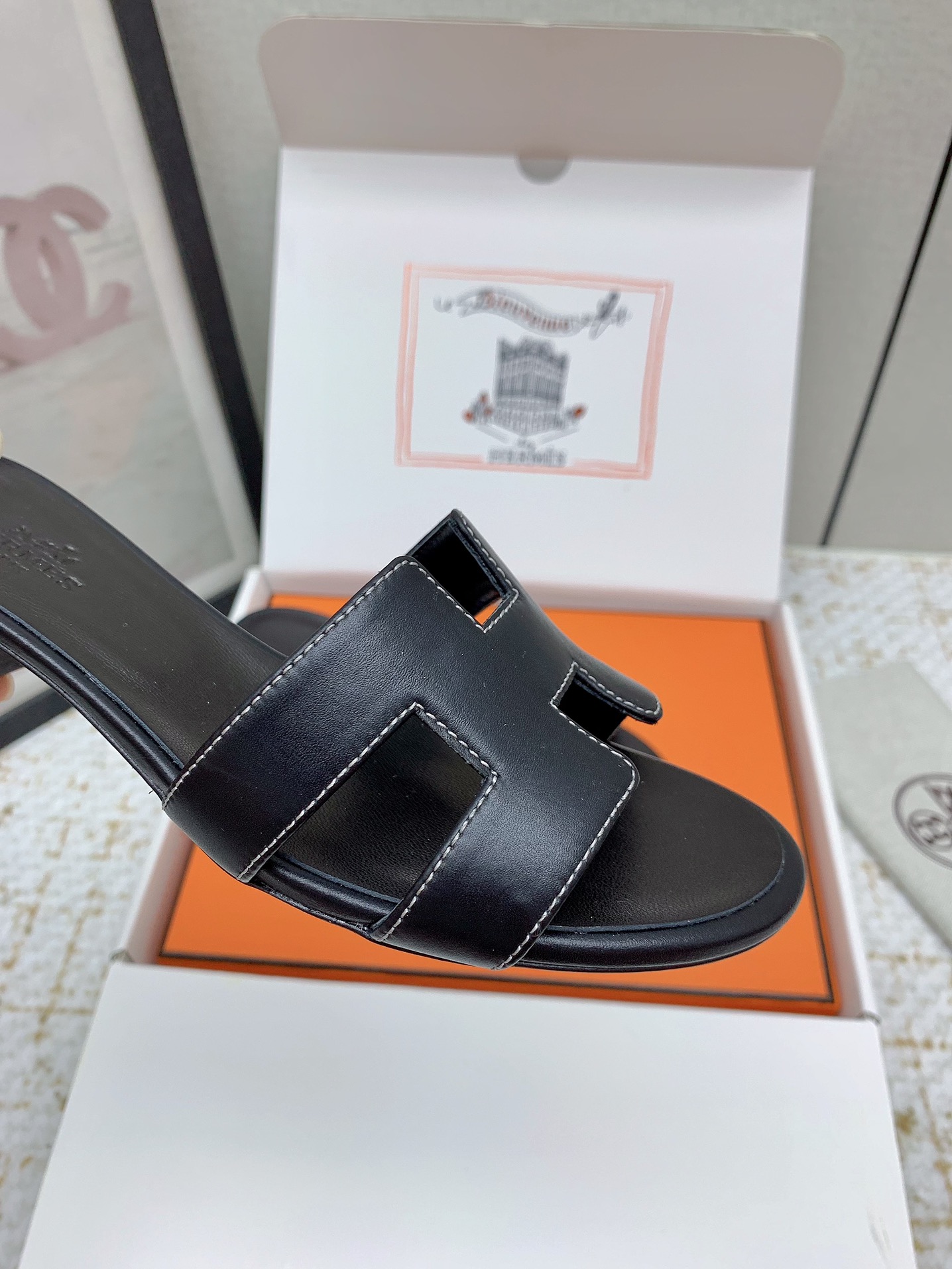 Hermes Oasis H-Cutout Heel Sandals - Luxurious Leather Slides for Women 10 i1750229721 5977 1