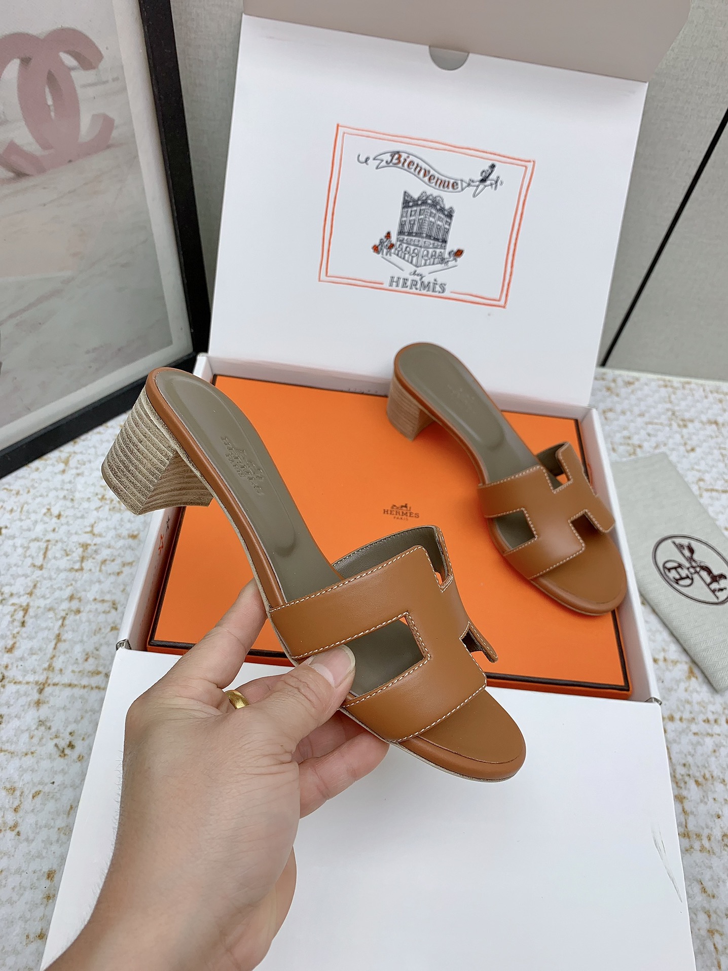 Hermès Oasis Leather Heeled Sandals Iconic 'H' Cutout Design - Caramel 6 i1750229763 3894 0