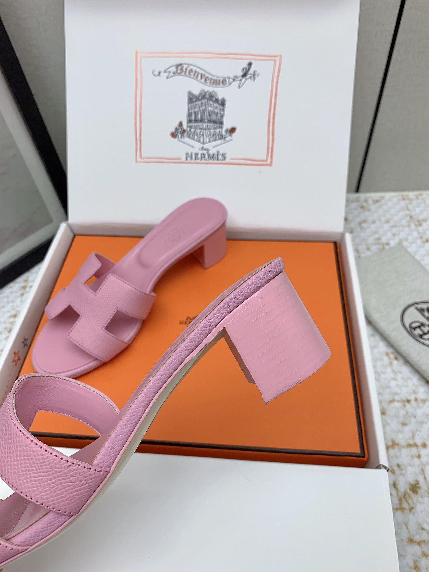 Hermès Oasis Heeled Sandals - Iconic 'H' Design, Premium Leather, Pink 8 i1750230338 9917 4