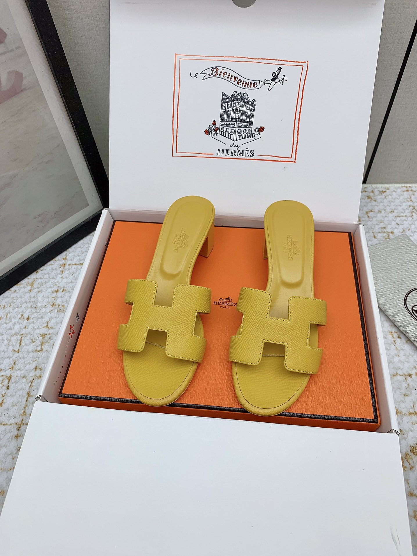 Hermes Oasis H-Logo Leather Heeled Sandals Slides - Iconic Style & Comfort 2 i1750230923 4201 4