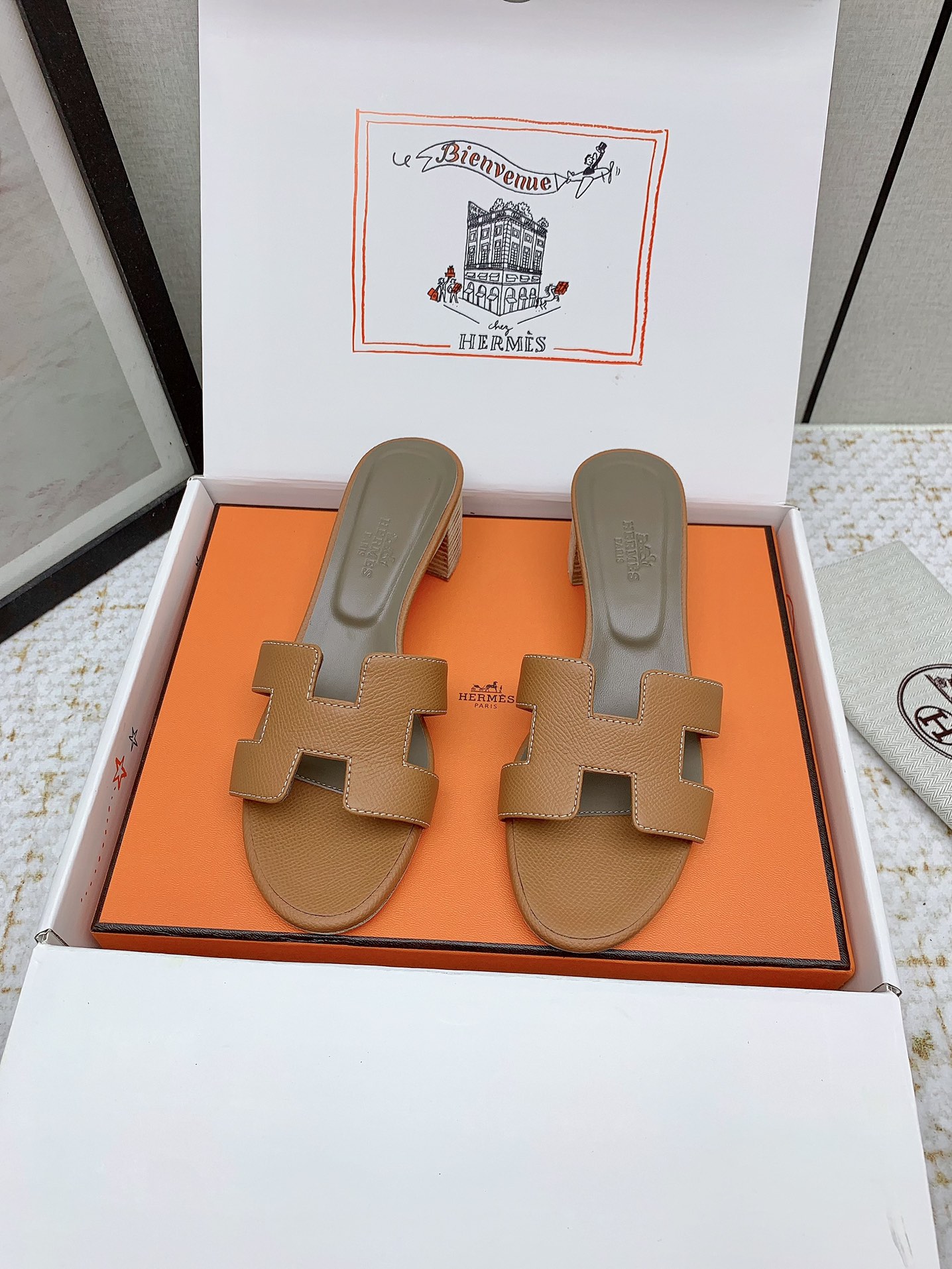 Hermes Oasis Heeled Sandals - Classic 'H' Design, Premium Leather Slides 3 i1750231047 3999 2