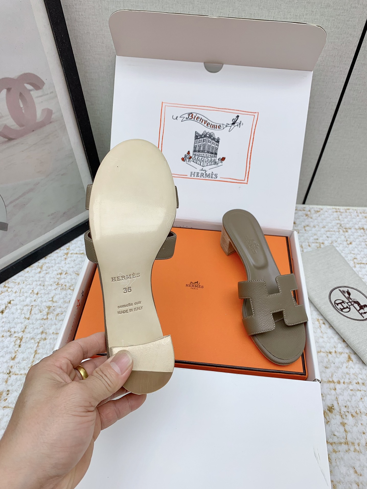 Hermes Oasis Leather Heeled Sandals - Stylish & Comfortable Women's Slides 7 i1750231117 3266 6
