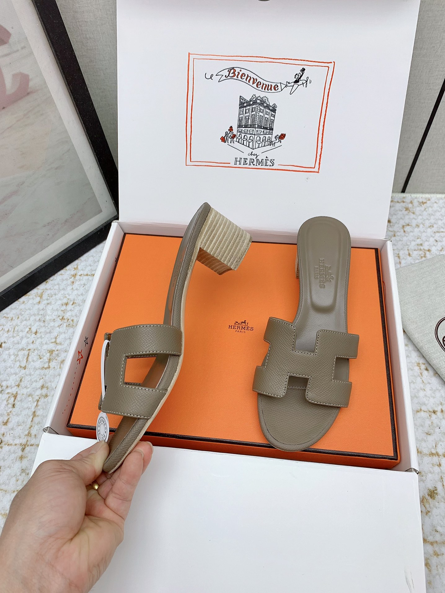 Hermes Oasis Leather Heeled Sandals - Stylish & Comfortable Women's Slides 4 i1750231117 8559 3