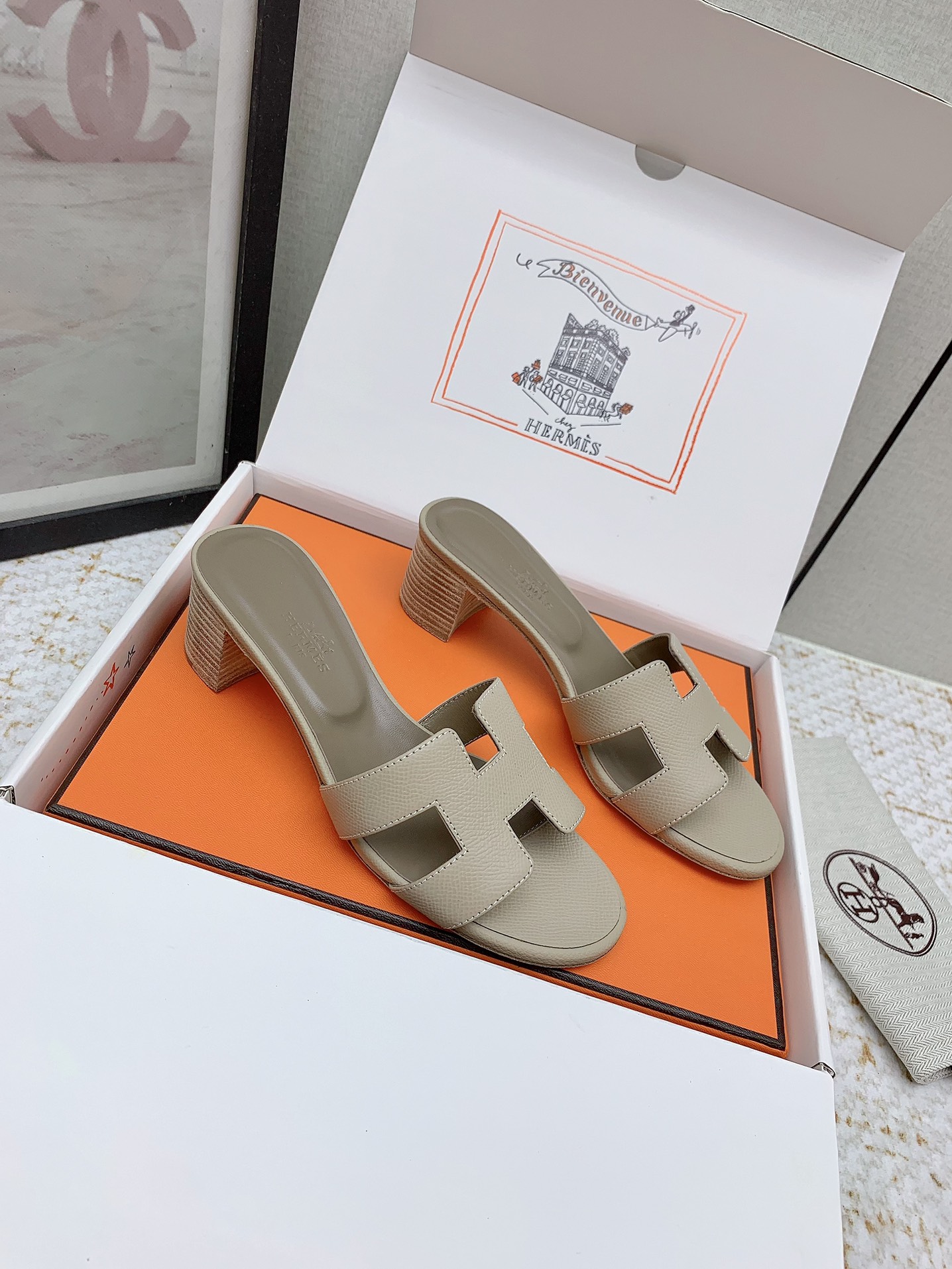 Hermes Oasis Sandal: Heeled Leather Slides with Signature 'H' Cutout 1 i1750231140 270 5