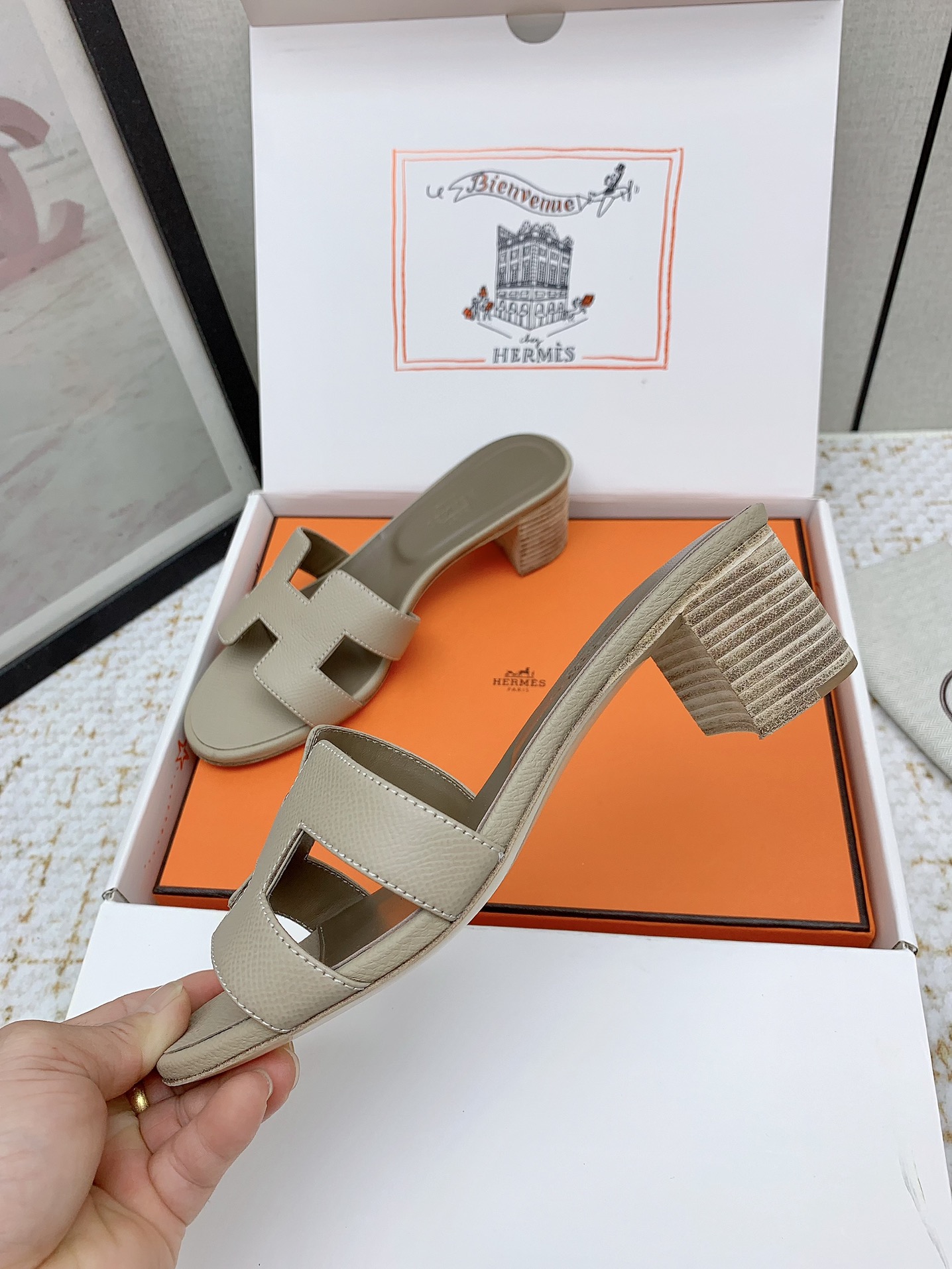 Hermes Oasis Sandal: Heeled Leather Slides with Signature 'H' Cutout 7 i1750231140 4806 2