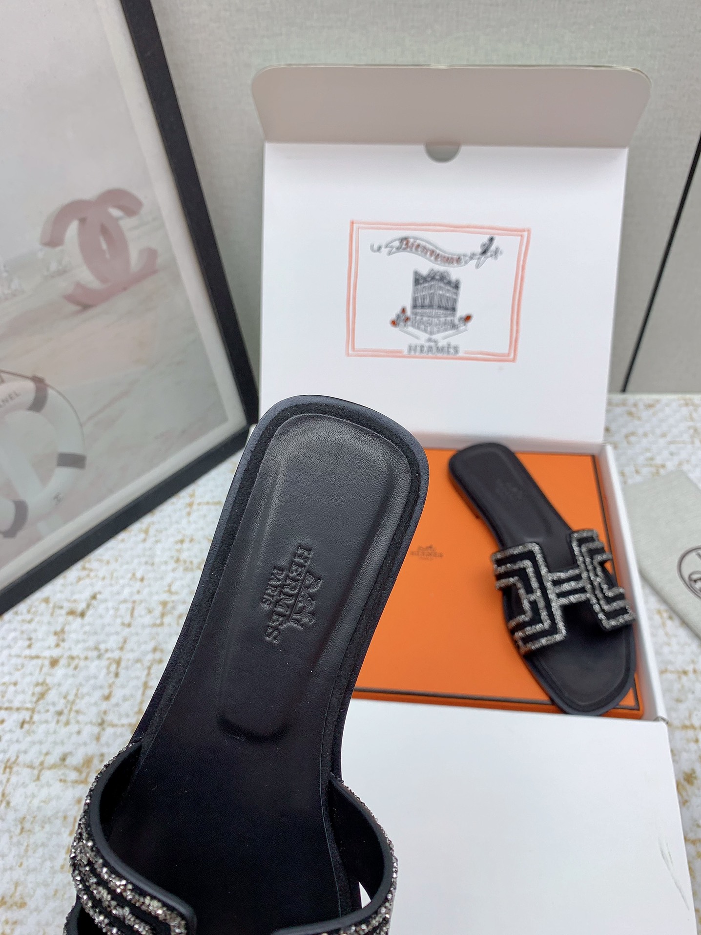 Hermès Oran Sandal - Iconic Style, Luxurious Comfort, Various Sizes Available 7 i1750231547 6359 3