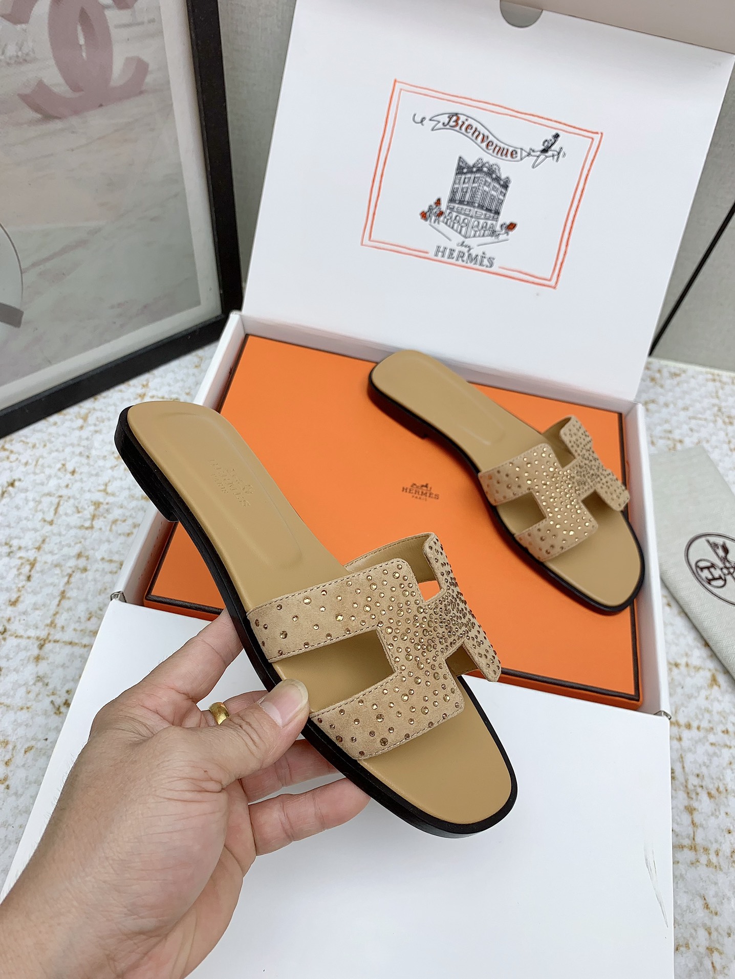 Hermes Oran Sandal: Iconic Style & Luxury Slides for Women (Sizes 35-42) 6 i1750231568 6866 5