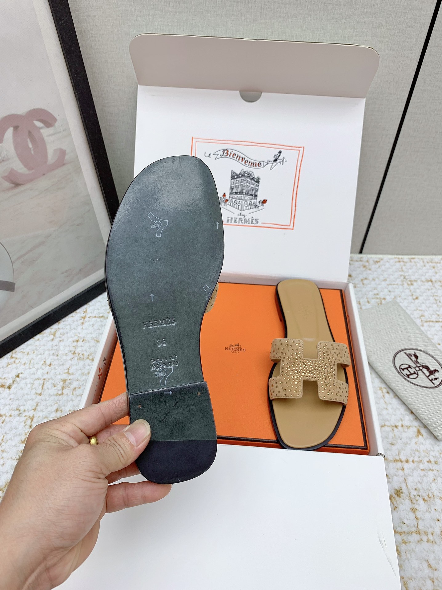 Hermes Oran Sandal: Iconic Style & Luxury Slides for Women (Sizes 35-42) 9 i1750231568 7306 3