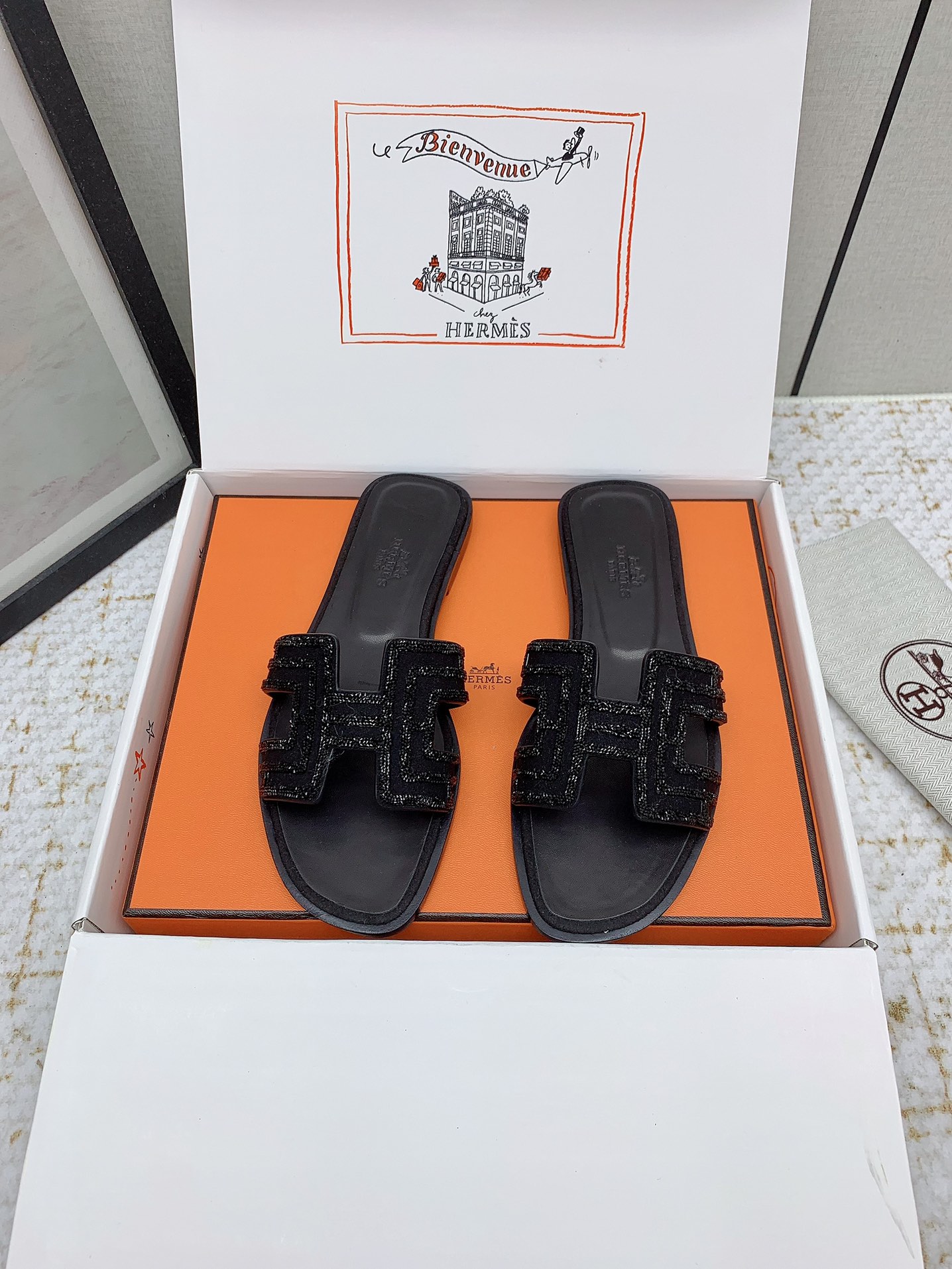 Elegant Oran Sandals - Designer Inspired Slides - Comfortable and Chic, Size 35-42 3 i1750231618 255 4