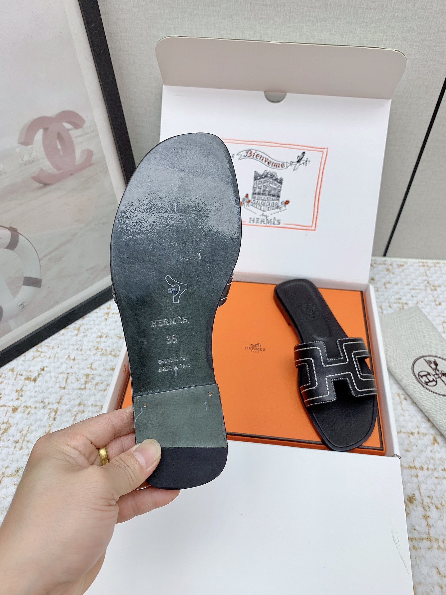 Hermès Oran Black Leather Sandals Iconic Slides Women's Shoes 7 i1750231887 4031 6