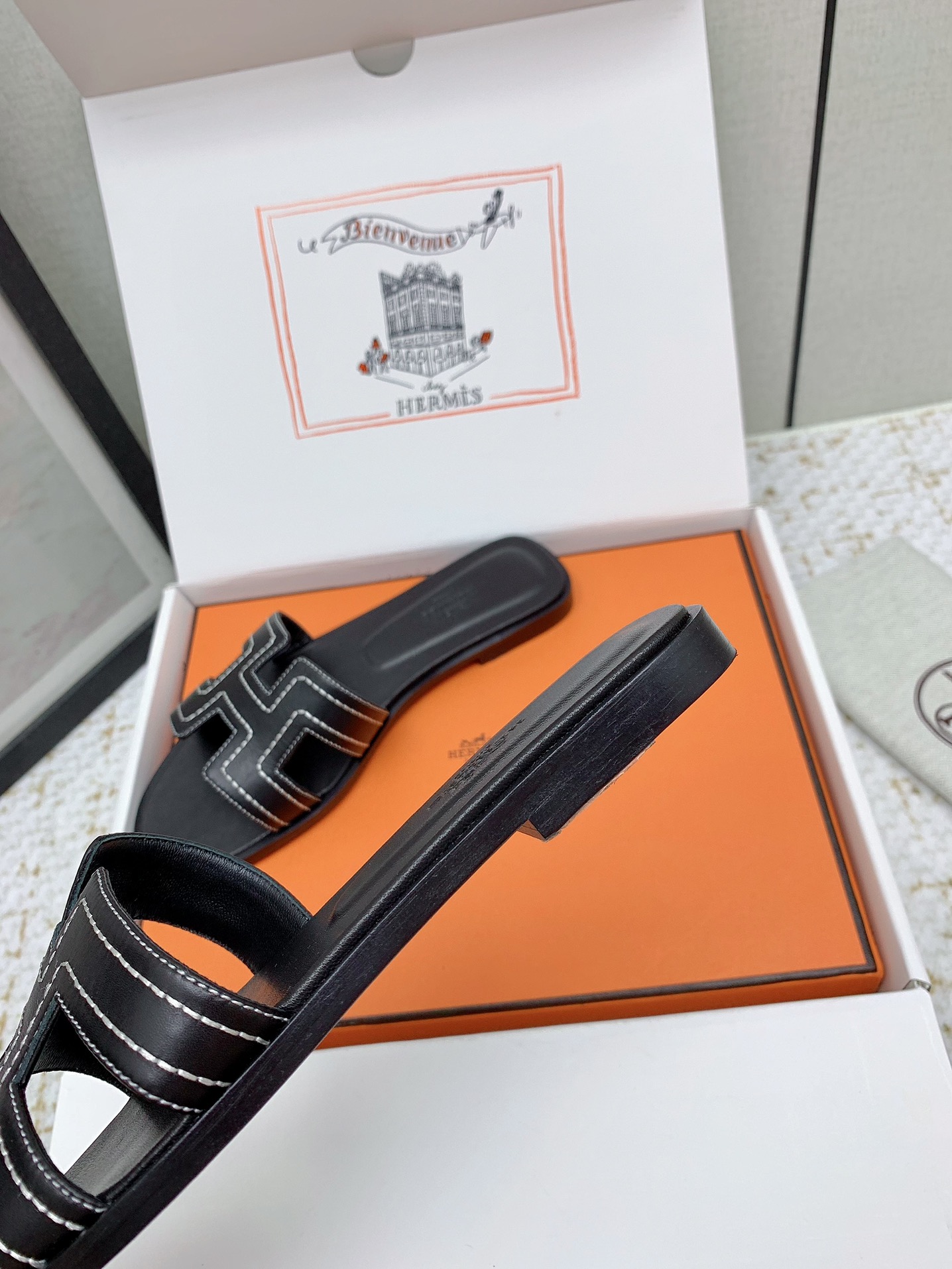 Hermès Oran Black Leather Sandals Iconic Slides Women's Shoes 8 i1750231887 6517 5