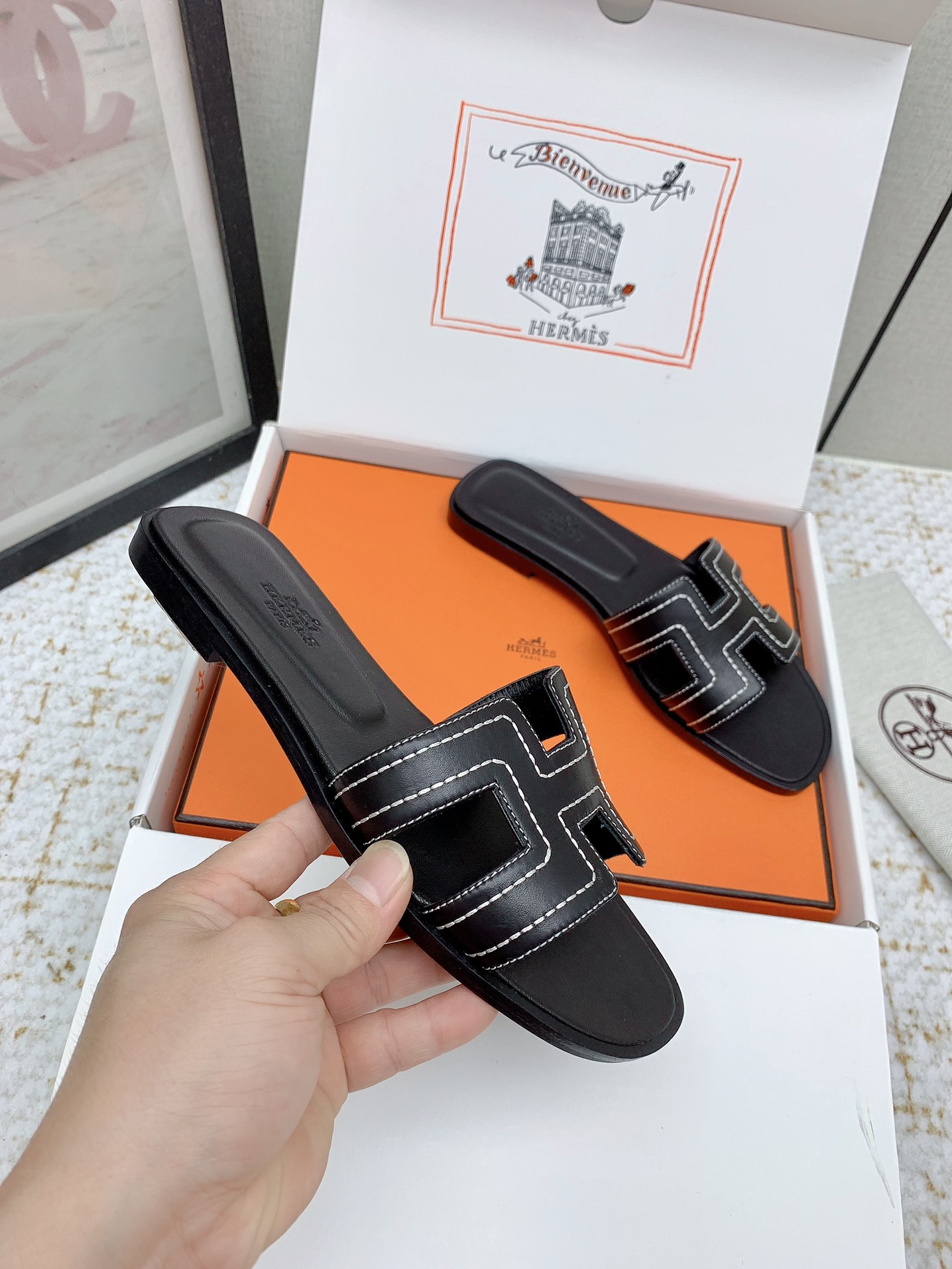 Hermès Oran Black Leather Sandals Iconic Slides Women's Shoes 5 i1750231887 7570 2