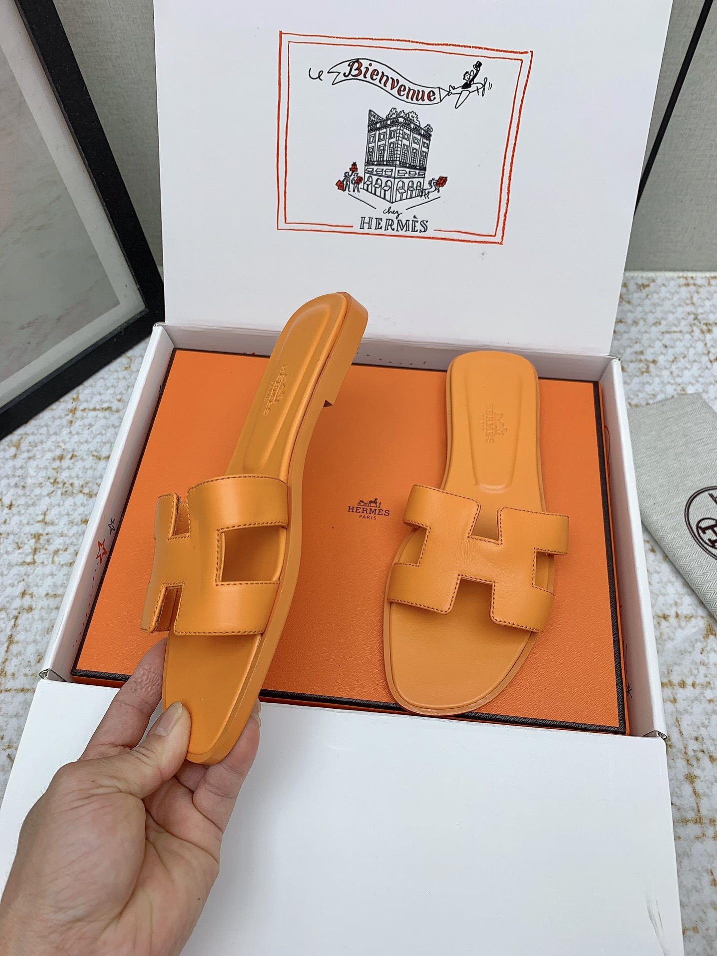 Hermès Oran Sandal: Iconic Leather Slides for Women, Sizes 35-42 Available 5 i1750232462 5288 0