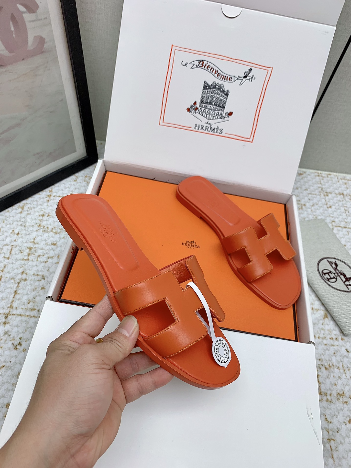 Hermès Oran Leather Sandals - Iconic Style and Comfort (Sizes 35-42) 5 i1750232573 7014 0